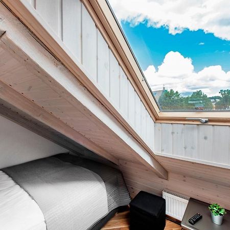 Small Attic Rooms In Kaunas Old Town Buitenkant foto