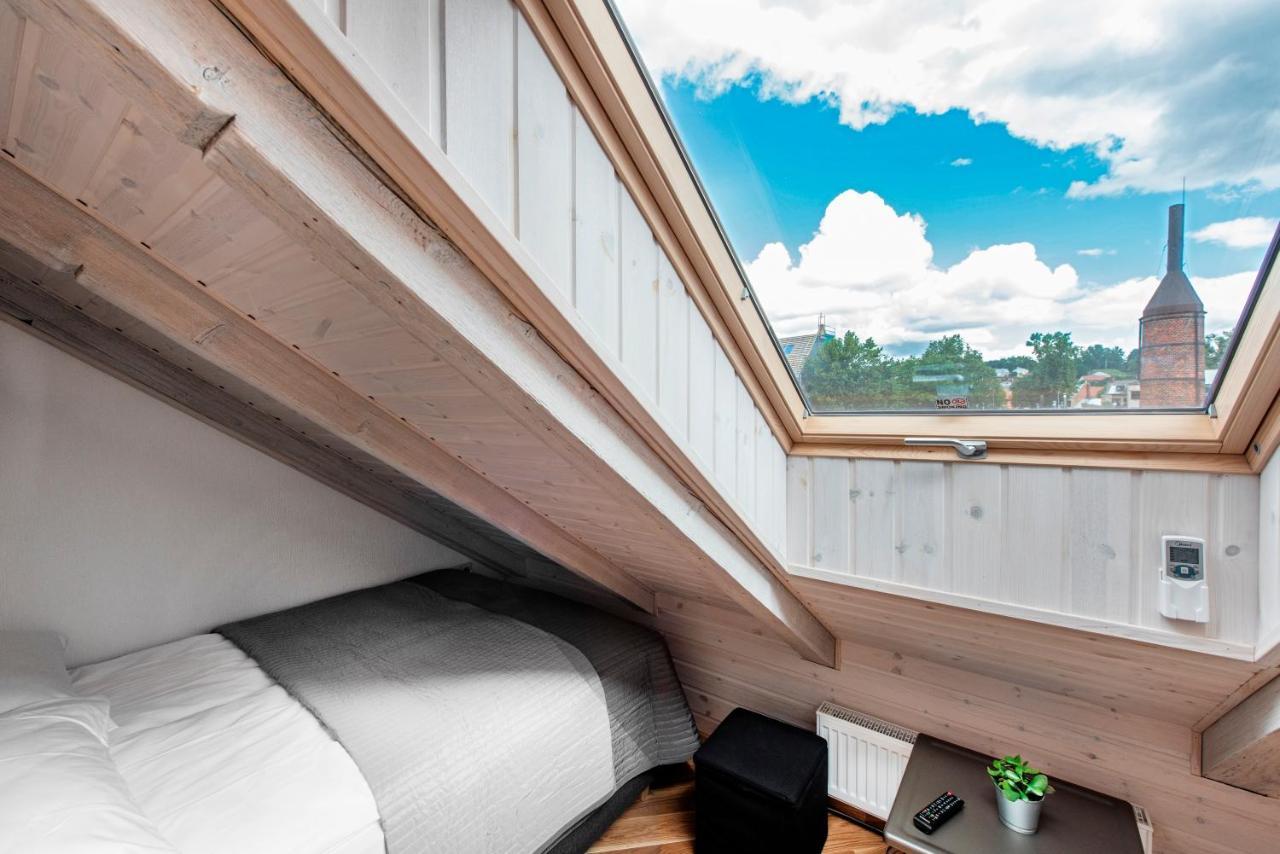 Small Attic Rooms In Kaunas Old Town Buitenkant foto
